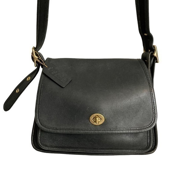 Coach Handbags - Coach 9061 vintage black leather rambler bag